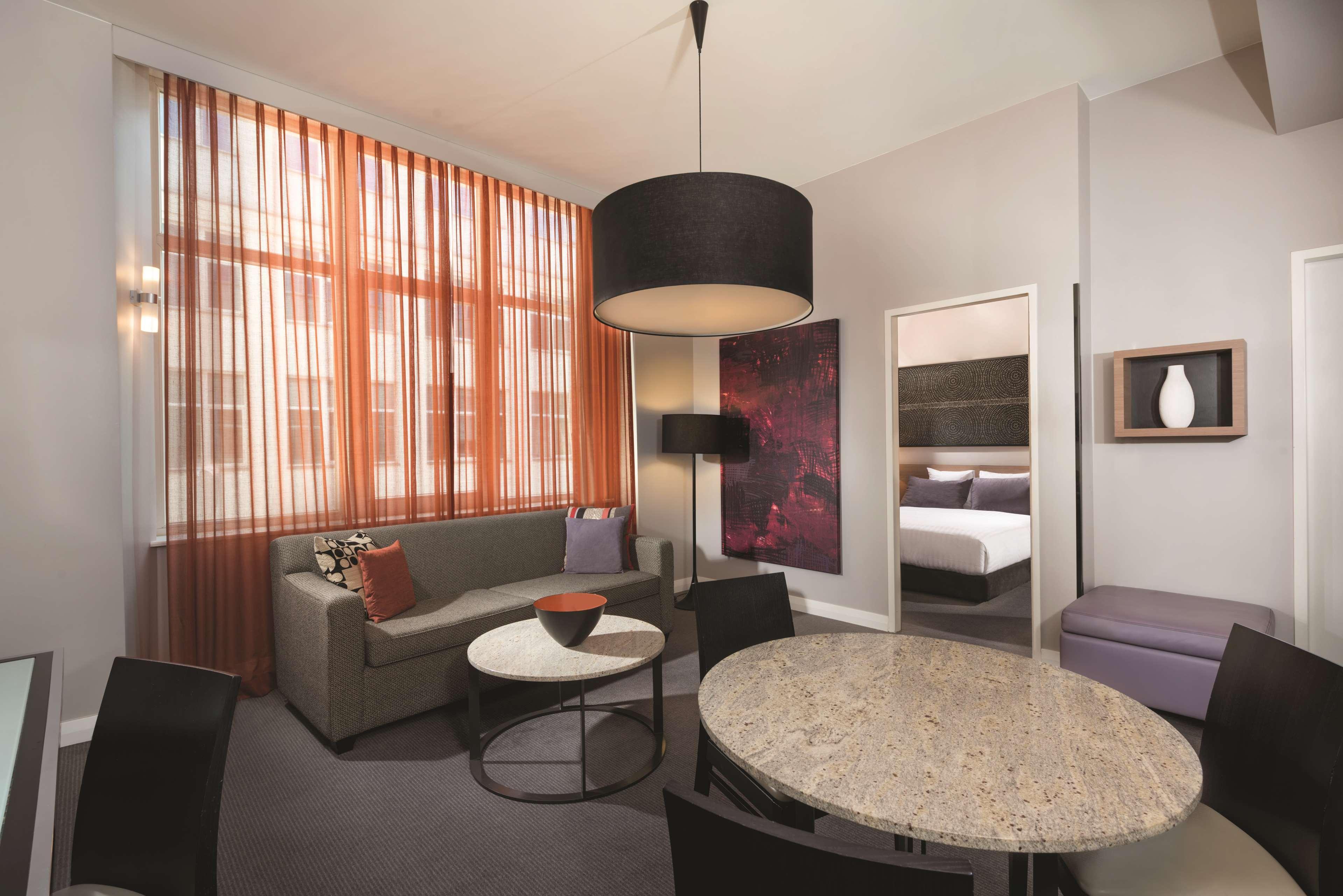 Adina Checkpoint Charlie 4* Berlino