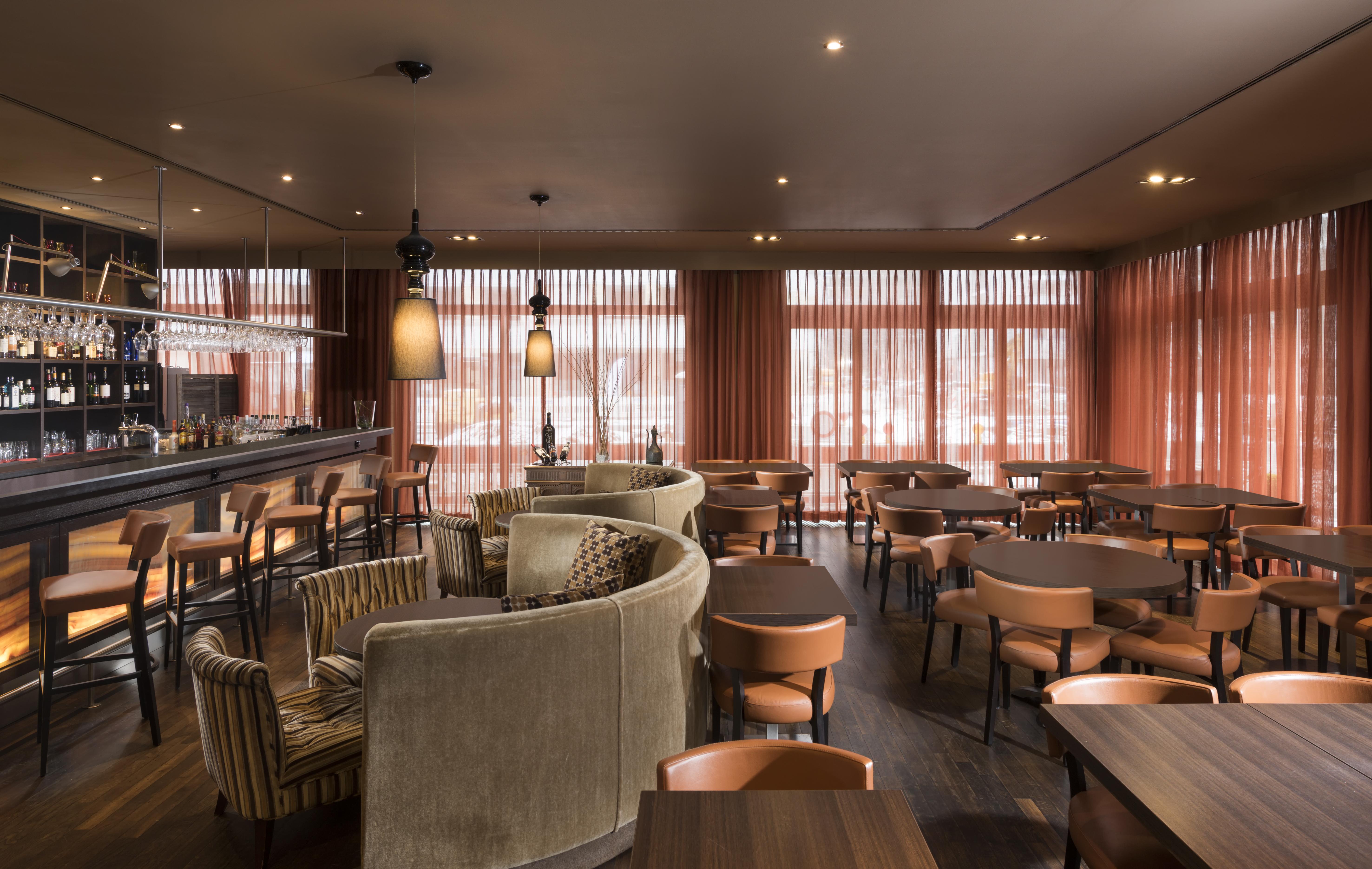 Adina Checkpoint Charlie 4* Berlino