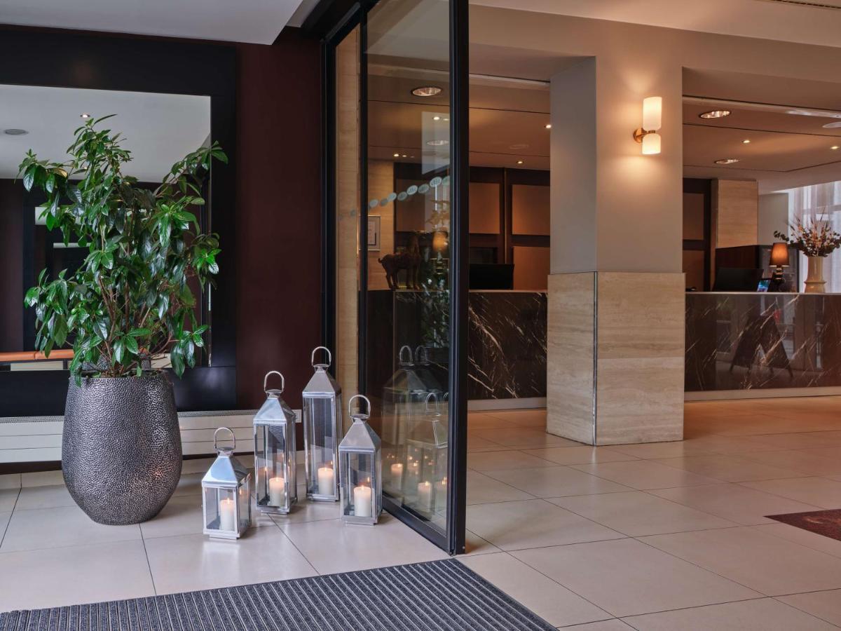 Adina Checkpoint Charlie 4* Berlino